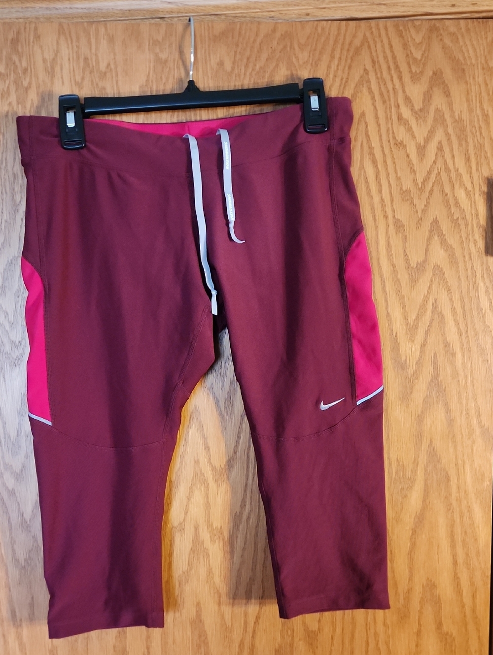 Nike Women's Burgundy & Pink Athletic Capri Running Tights,  Size Large